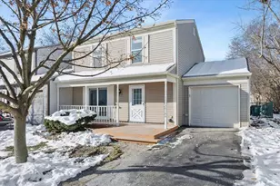 3S184 Birchwood Dr, Warrenville, IL 60555 - Photo 1