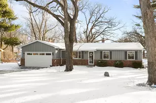 4907 Valerie Dr, Crystal Lake, IL 60014 - Photo 1