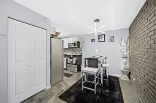 17006 Novak Dr, Hazel Crest, IL 60429 - Photo 7