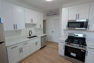 1362 N Bosworth Ave, Chicago, IL 60642 - Photo 3