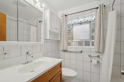 1711 W 43rd Street, Chicago, IL 60609 - Photo 9