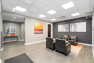 170 W Polk St, Chicago, IL 60605 - Photo 9