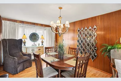 5501 W 102nd Street, Oak Lawn, IL 60453 - Photo 7