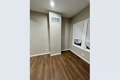 893 Greenbay Avenue, Calumet City, IL 60409 - Photo 3