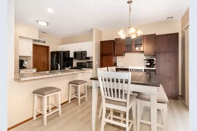 2752 McClennan Court, Naperville, IL 60563 - Photo 9