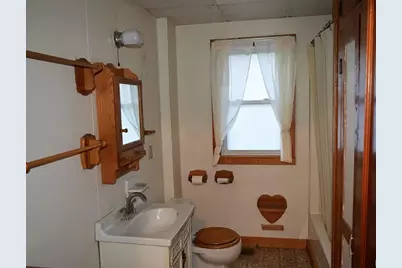 744 E Brooks Street, Galesburg, IL 61401 - Photo 11