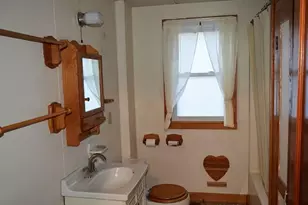 744 E Brooks St, Galesburg, IL 61401 - Photo 11