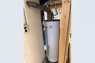 744 E Brooks Street, Galesburg, IL 61401 - Photo 19