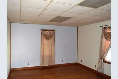 744 E Brooks Street, Galesburg, IL 61401 - Photo 5