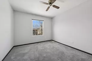 2019 N Ginger Creek Dr, Palatine, IL 60074 - Photo 11