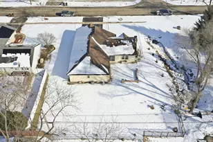 22646 Lawndale Ave, Richton Park, IL 60471 - Photo 17