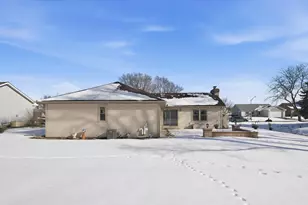 22646 Lawndale Ave, Richton Park, IL 60471 - Photo 19