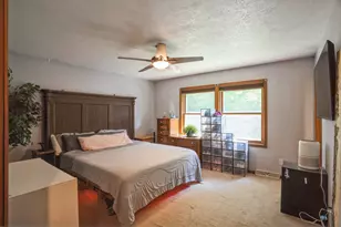 5444 10th Ave, Moline, IL 61265 - Photo 13