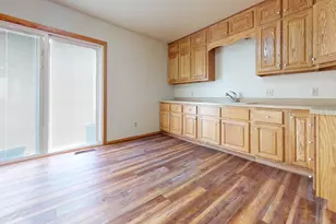 1413 W Florence Rd, Baileyville, IL 61007 - Photo 13