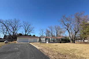 2105 County Road 900, Champaign, IL 61822 - Photo 3