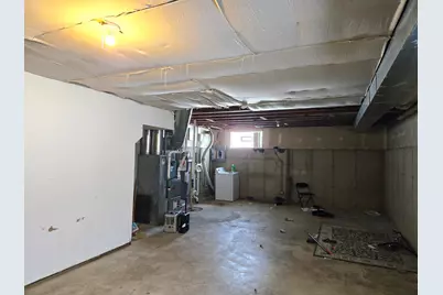 10503 S Edbrooke Avenue, Chicago, IL 60628 - Photo 13