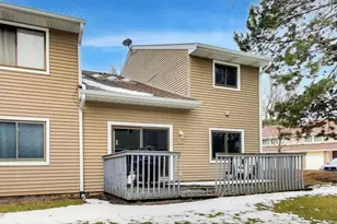 1096 Pine Tree Circle North, Buffalo Grove, IL 60089 - Photo 25