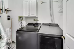 1096 Pine Tree Circle North, Buffalo Grove, IL 60089 - Photo 23