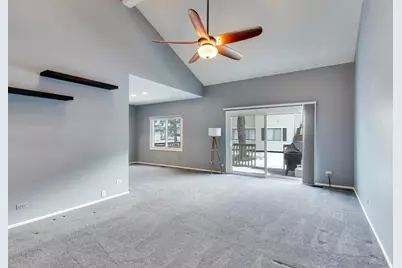 1096 Pine Tree Circle N, Buffalo Grove, IL 60089 - Photo 3