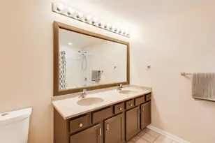 9670 Franklin Ave, Franklin Park, IL 60131 - Photo 13