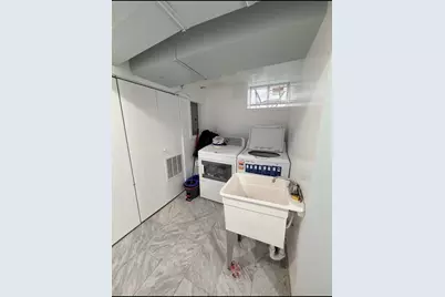 4940 Estes Avenue, Skokie, IL 60077 - Photo 15