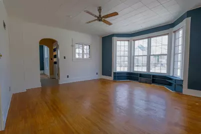 709 Pennsylvania Avenue, Mendota, IL 61342 - Photo 7