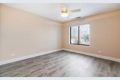 2050 Valencia Drive #300C, Northbrook, IL 60062 - Photo 15