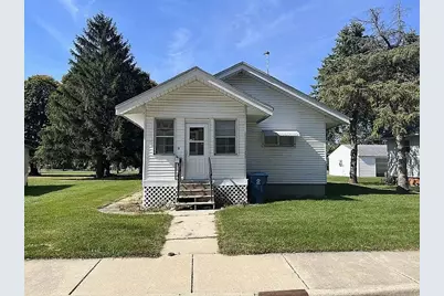 11 Lehigh Avenue, Oglesby, IL 61348 - Photo 1