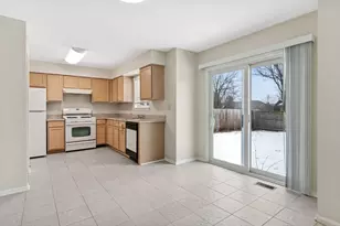 1927 Crossing Ct, Naperville, IL 60540 - Photo 7