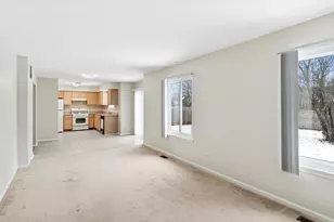 1927 Crossing Ct, Naperville, IL 60540 - Photo 5