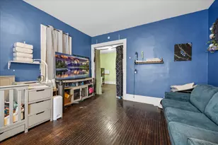 450 Villa St, Elgin, IL 60120 - Photo 9