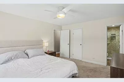 6821 Roberts Drive, Woodridge, IL 60517 - Photo 13