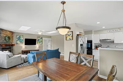 6821 Roberts Drive, Woodridge, IL 60517 - Photo 7