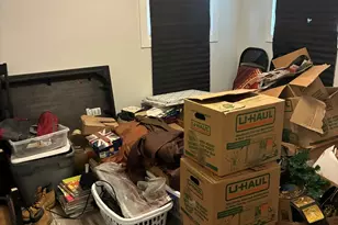 9205 S 84th Ct, Hickory Hills, IL 60457 - Photo 11