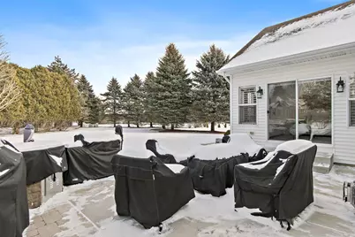 560 Ellen Court, Woodstock, IL 60098 - Photo 37