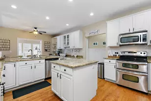 560 Ellen Ct, Woodstock, IL 60098 - Photo 15