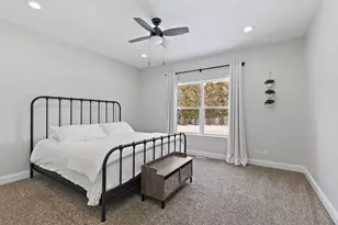 560 Ellen Ct, Woodstock, IL 60098 - Photo 25