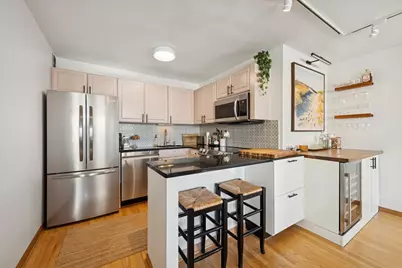 33 E Cedar Street #16E, Chicago, IL 60611 - Photo 7