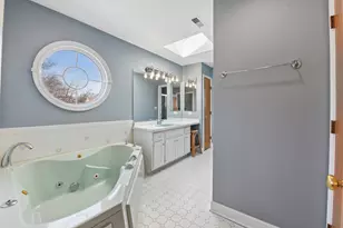 926 S Spring Ave, La Grange, IL 60525 - Photo 13