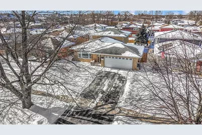 17374 Overhill Avenue, Tinley Park, IL 60477 - Photo 3