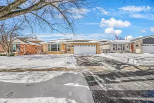 17374 Overhill Ave, Tinley Park, IL 60477 - Photo 1