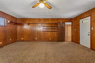 708 S E St, Hammond, IL 61929 - Photo 17