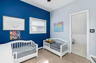 2047 W Homer St, Chicago, IL 60647 - Photo 27