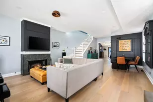 2047 W Homer St, Chicago, IL 60647 - Photo 3