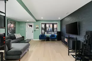 2047 W Homer St, Chicago, IL 60647 - Photo 35