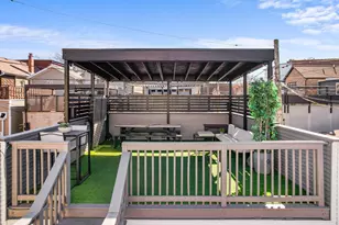 2047 W Homer St, Chicago, IL 60647 - Photo 43