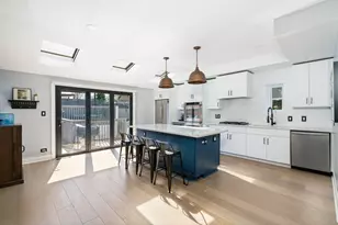 2047 W Homer St, Chicago, IL 60647 - Photo 9