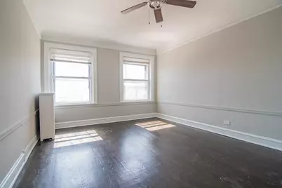 2445 W Rosemont Avenue #3, Chicago, IL 60659 - Photo 5