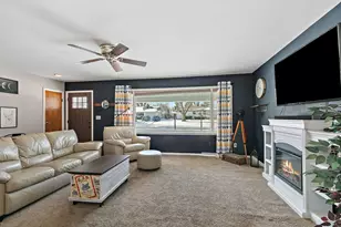 381 Keith Ave, Crystal Lake, IL 60014 - Photo 7