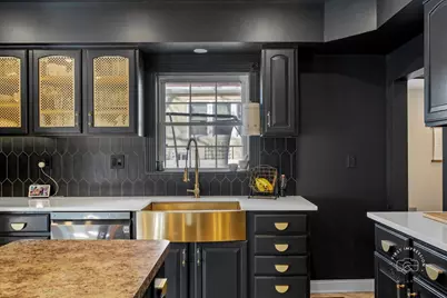 149 N May Street, Hinckley, IL 60520 - Photo 11